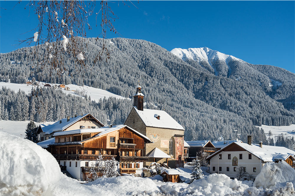 bauernhof-kronplatz-taisten-agriturismo-plan-de-corones-tesido